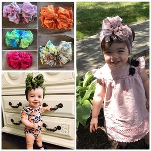 12 Messy Bow Bundle reserved. 8 preemie, 4 0/6m